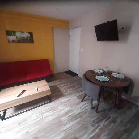 3 Apt T2 Cosy De 40 A 50 M2 Ideal Pour Un Deplacement Pro " Les Iris " Bourg-Saint-Andéol Exterior foto