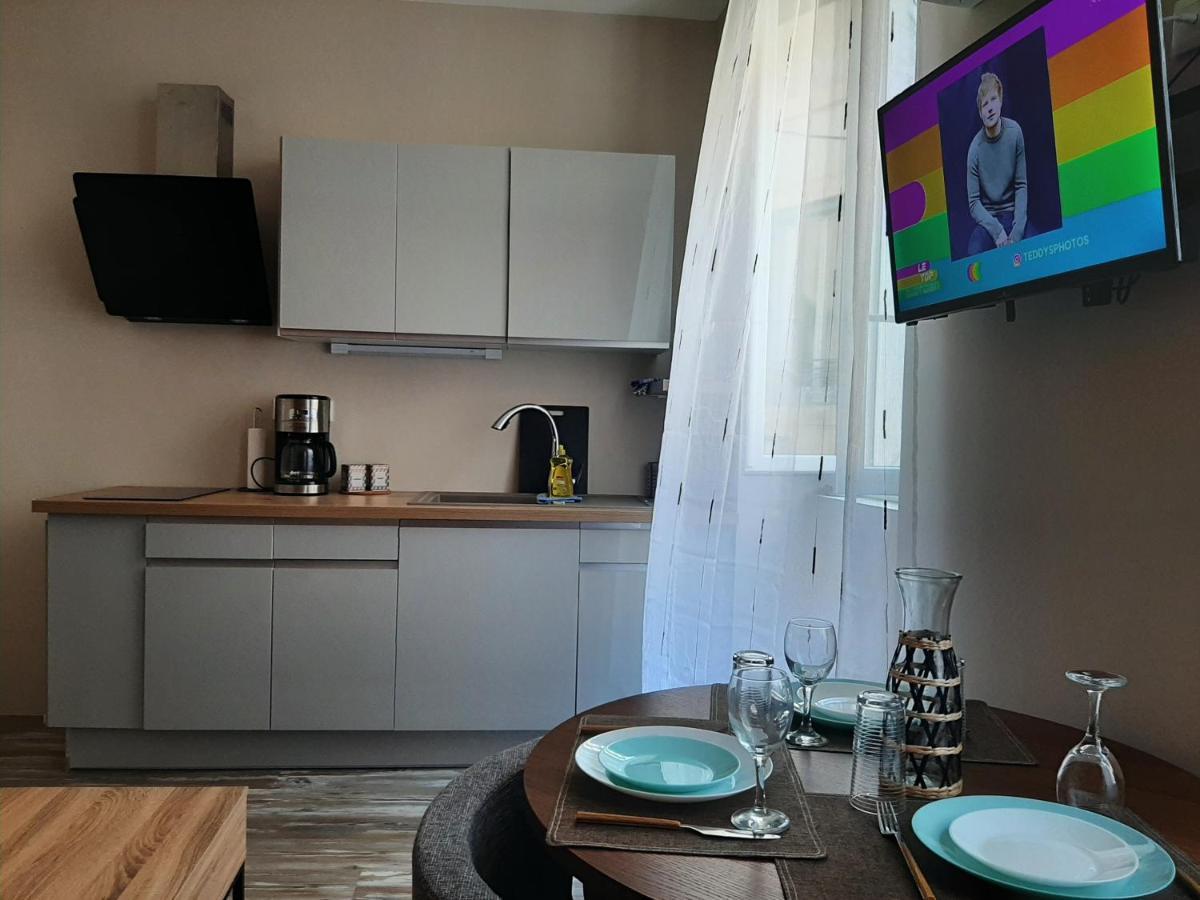 3 Apt T2 Cosy De 40 A 50 M2 Ideal Pour Un Deplacement Pro " Les Iris " Bourg-Saint-Andéol Exterior foto